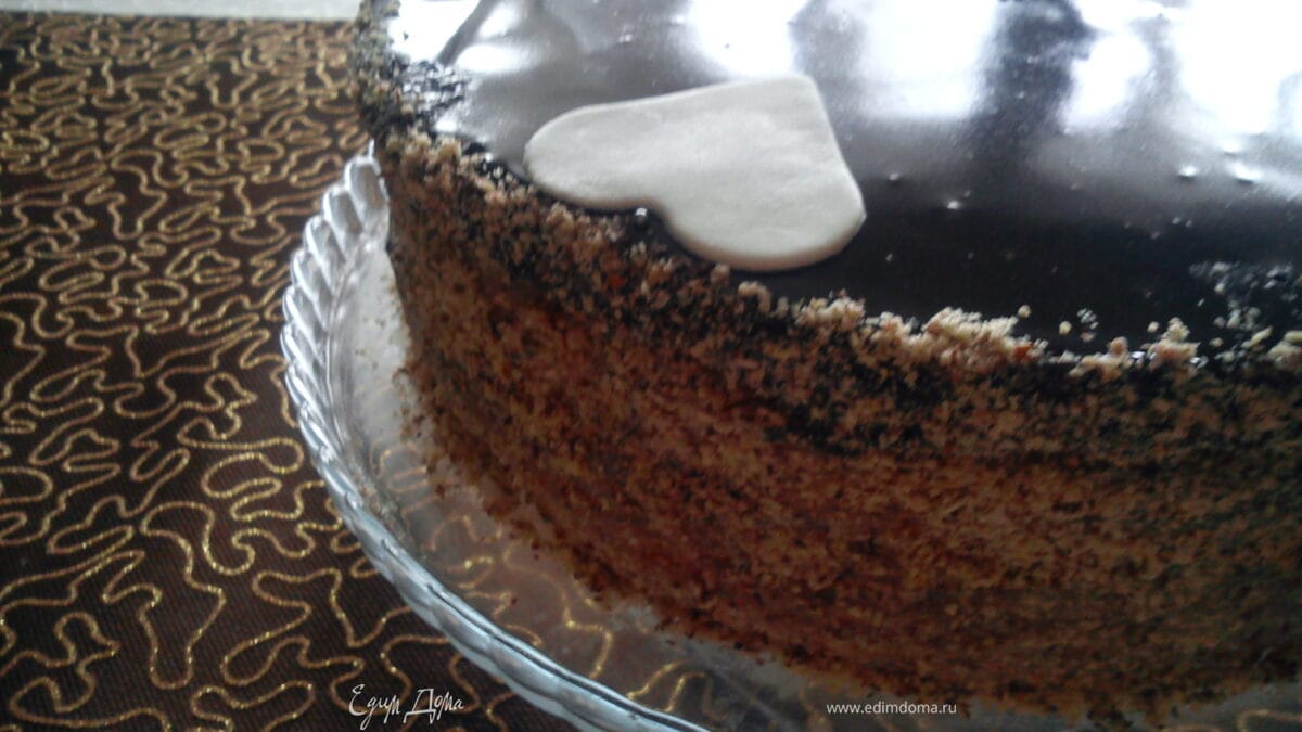 Миндальный торт из книги "О вкусной и здоровой пище" с современными нотками