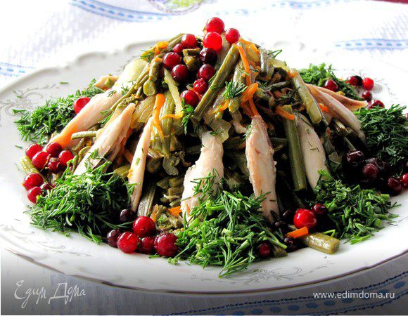 Салат "Лесной" с папоротником Салат "Лесной" с папоротником