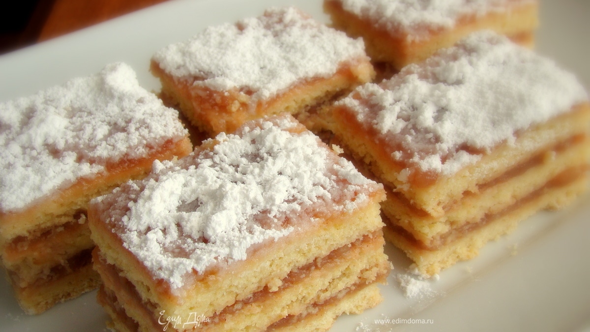 Яблочные пирожные 