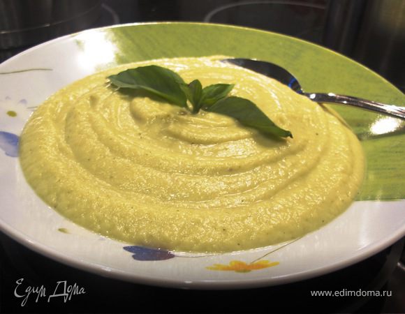 Суп-пюре из цветной капусты, фенхеля и брокколи