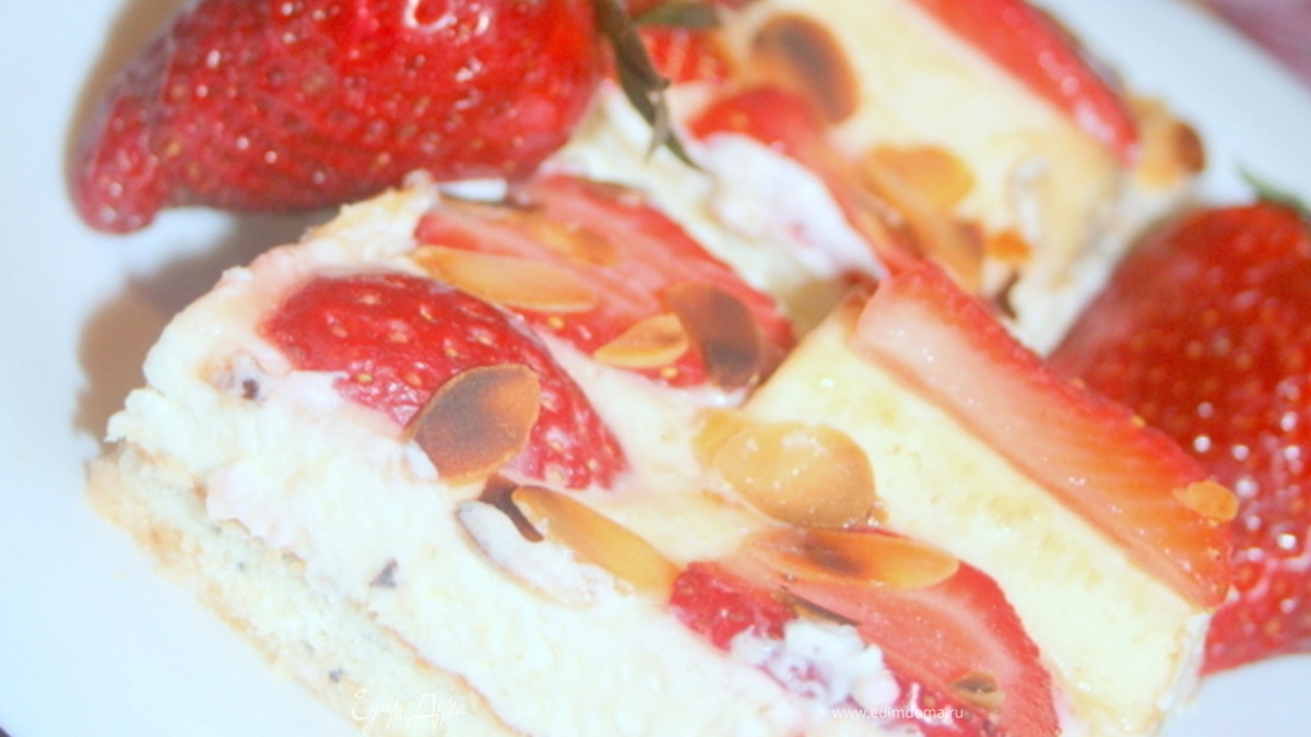 Клубнично-банановые пирожные