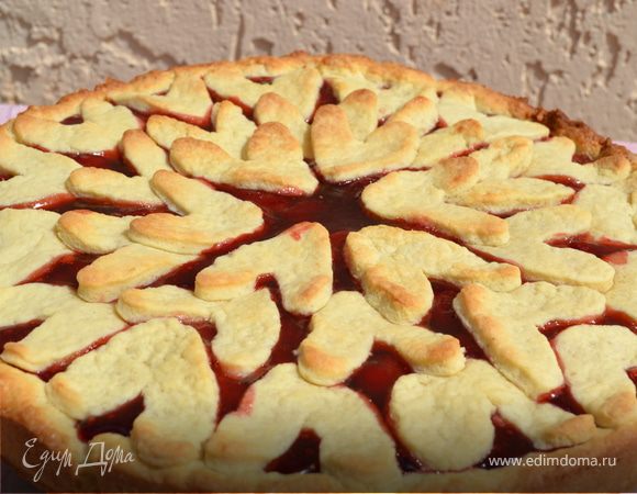 Пирог с замороженной клубникой