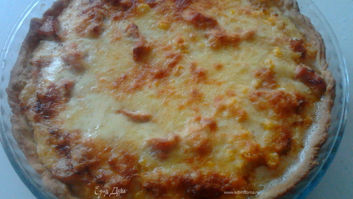 Киш с курицей и кукурузой