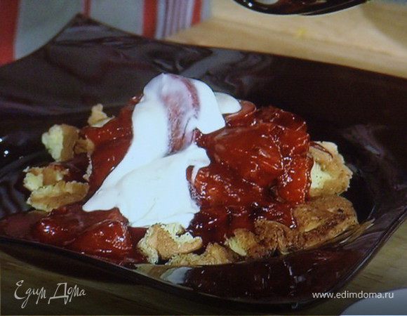 Сладкий омлет с карамелизированными сливами Сладкий омлет с карамелизированными сливами