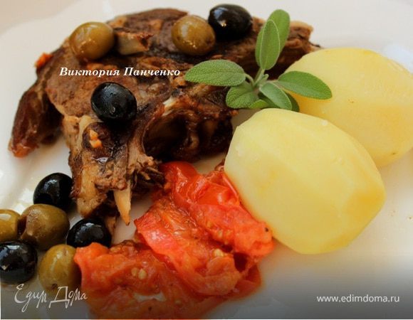Баранина в вине с маслинами и шалфеем