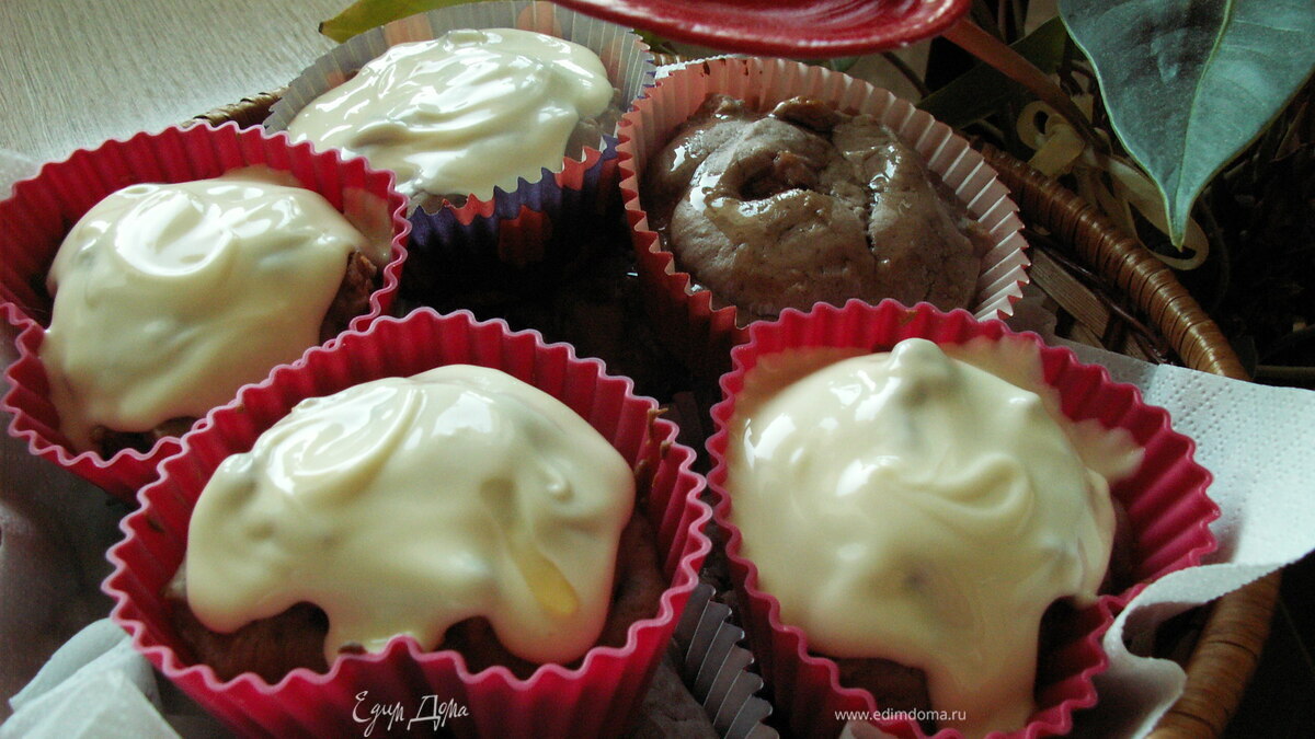 яблочные кексы с гранатовым сиропом