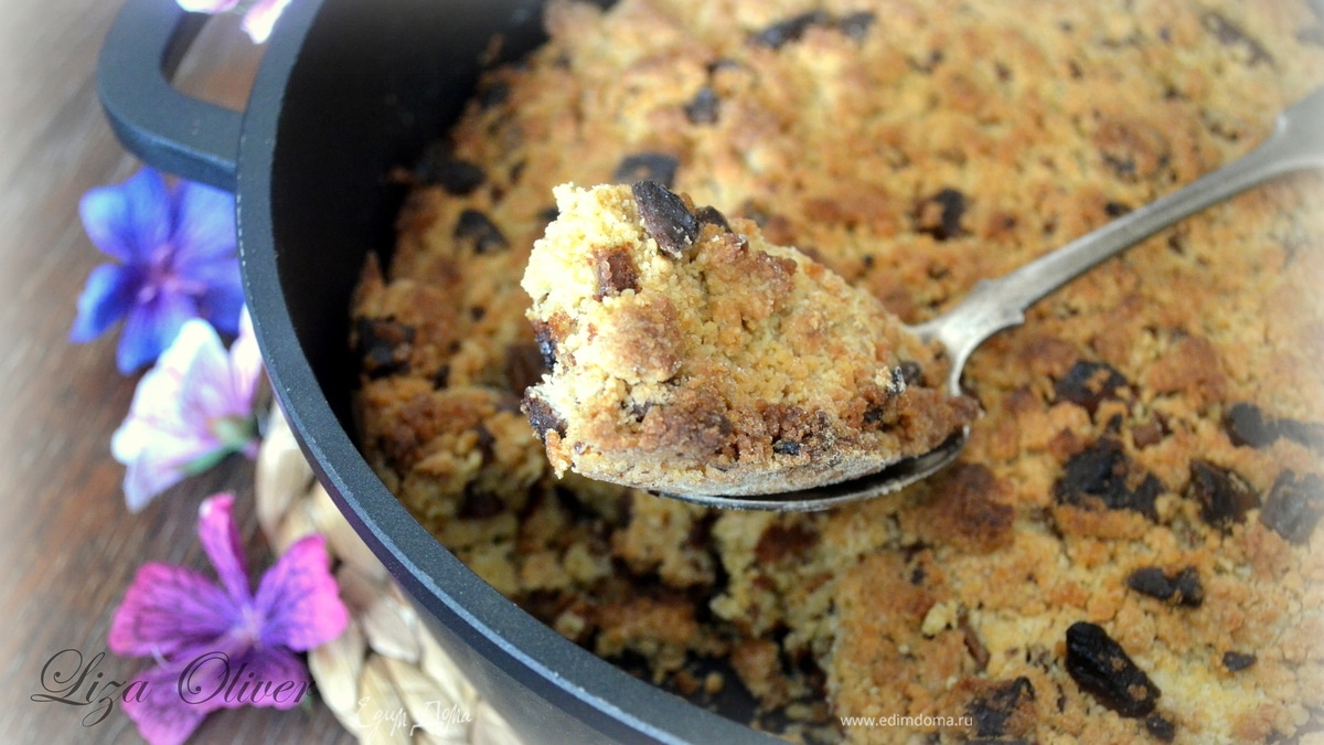 Рассыпчатый шоколадный пирог