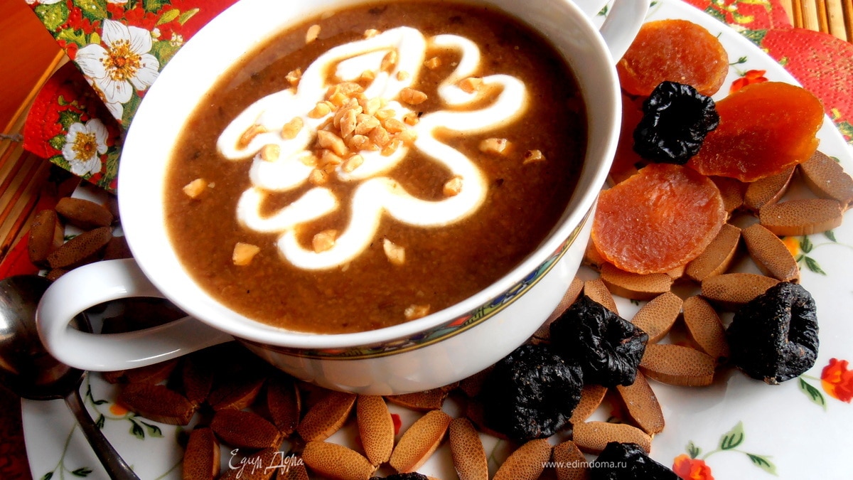 Хлебный суп-десерт (Maizes zupa) 