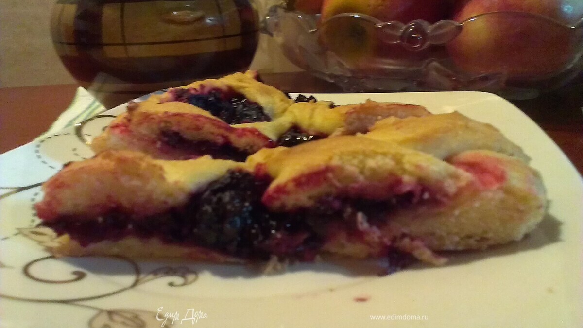 ПИРОГ СО СВЕКЛОЙ И КЛЮКВОЙ