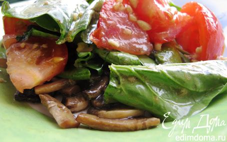 Рецепт Салат со шпинатом