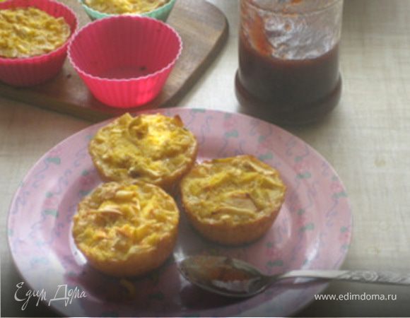 Кукурузные маффины с яблоками и корицей Кукурузные маффины с яблоками и корицей
