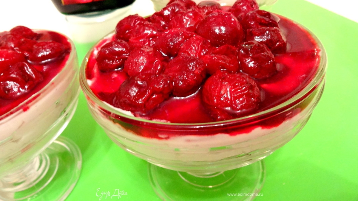 Чизкейк "Вишенка"