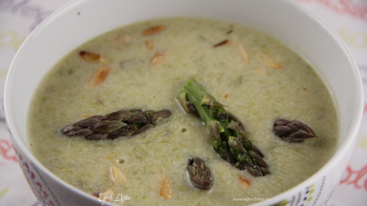 Легкий суп из спаржи
