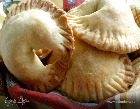 Легкие пирожки с курицей и сыром Легкие пирожки с курицей и сыром