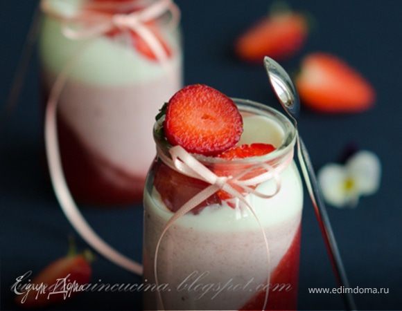 Воздушные многослойные веррины с клубникой и йогуртом