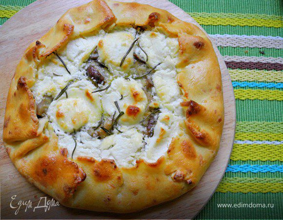 Галета с белыми грибами и козьим сыром Галета с белыми грибами и козьим сыром