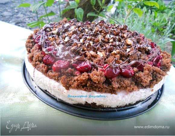 Шоколадный кухэ с нежнейшим вишневым кремовым суфле Шоколадный кухэ с нежнейшим вишневым кремовым суфле