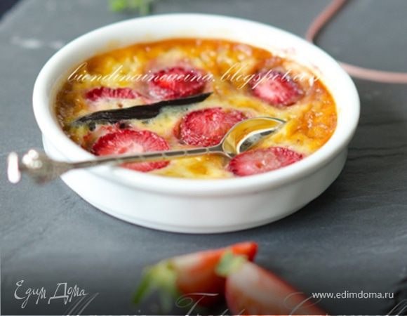 Клубничный крем-карамель