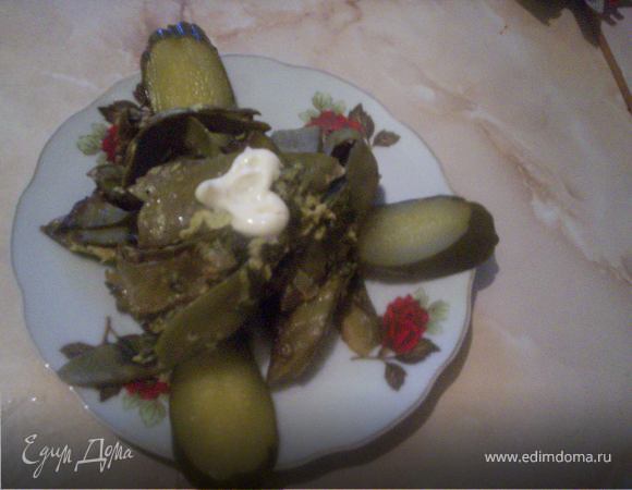 Молодой горох, заправленный яйцом