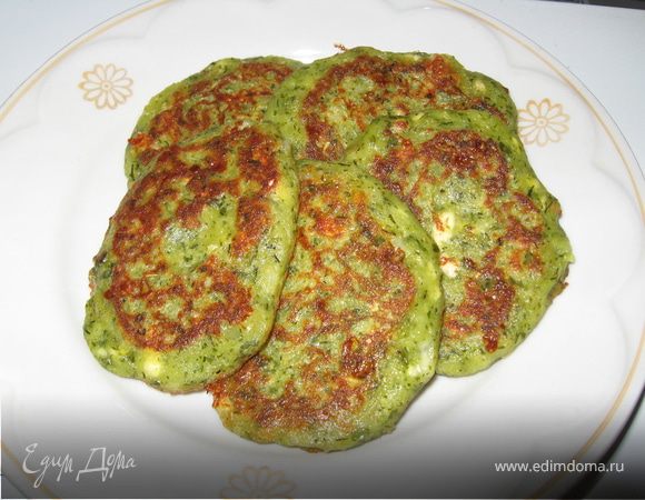 Зеленые блинчики с творогом и минтаем