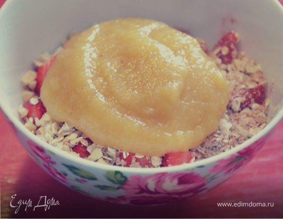 Очень легкий яблочный десерт с манго Очень легкий яблочный десерт с манго