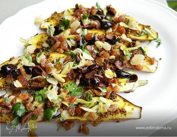 Пряные баклажаны с миндальной начинкой