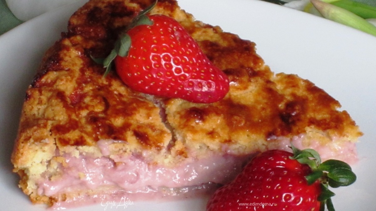 Французский клубничный пирог с заварным кремом