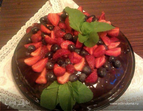 Супер шоколадный торт "Ягодная поляна"