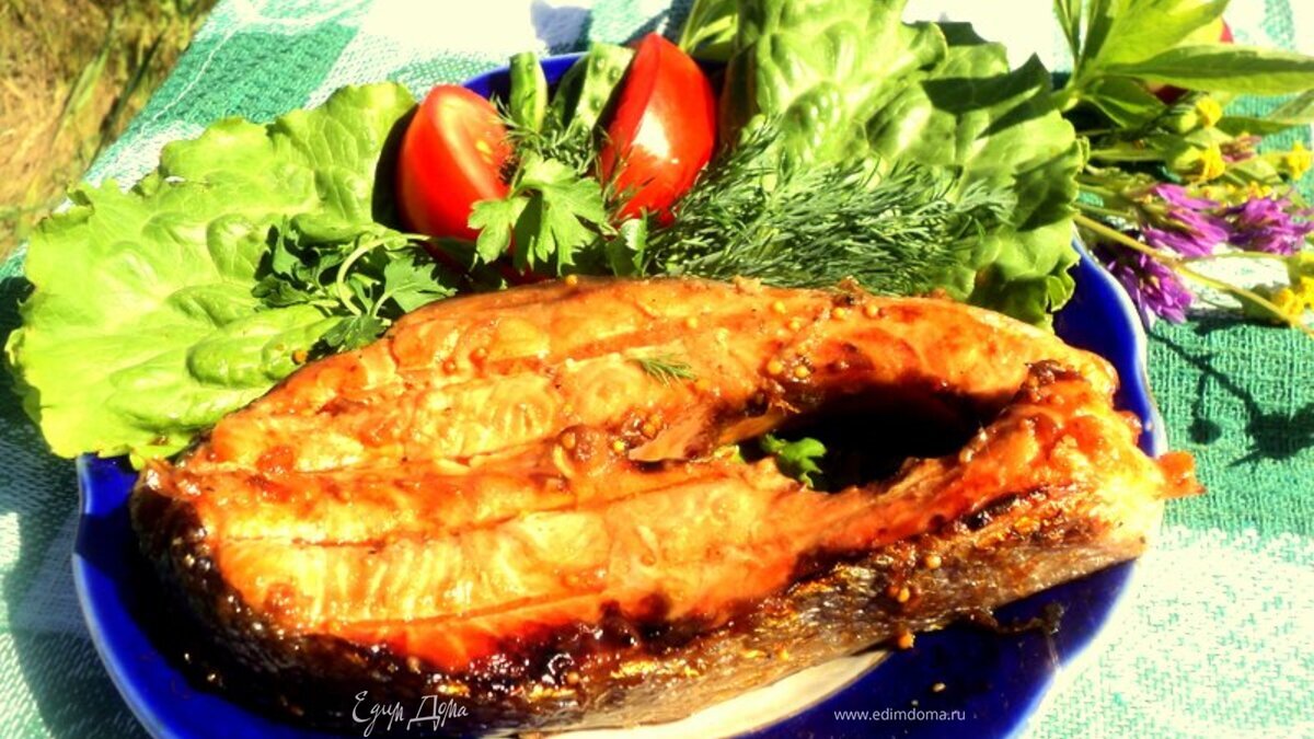 Семга на гриле в медово-горчичной глазури
