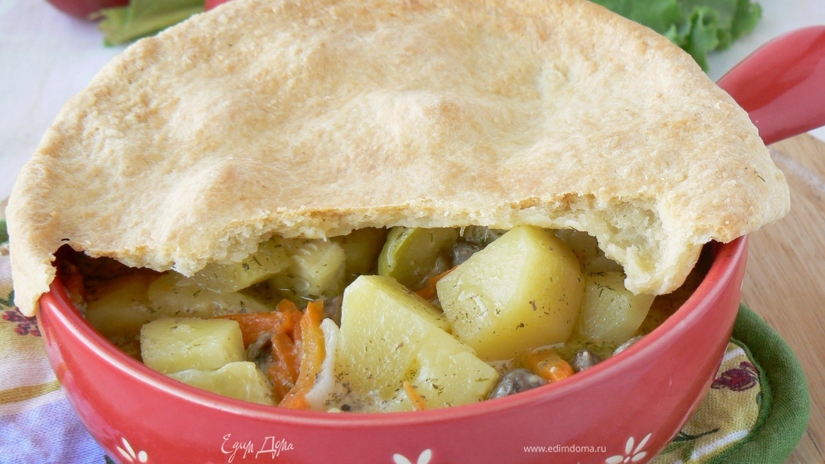 Рагу с куриными сердцами под крышечкой