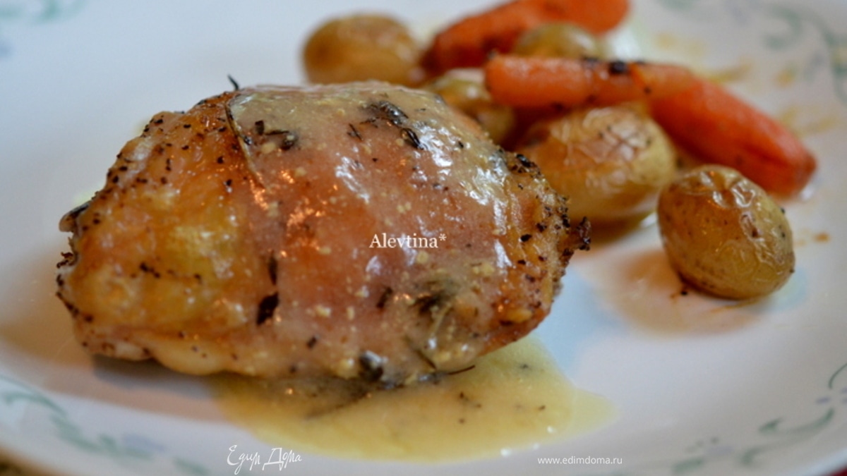 Курица с овощами в горчично-винном соусе