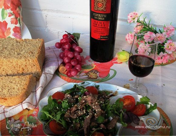 Теплый салат с говядиной