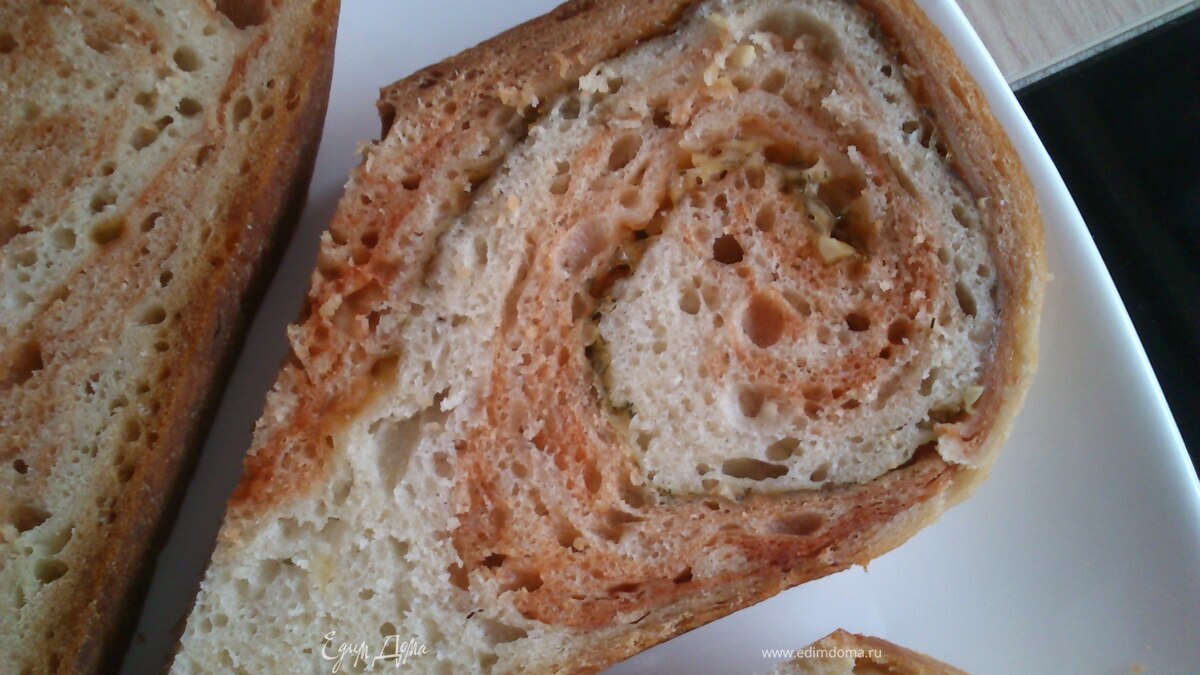 Хлеб из двух видов теста