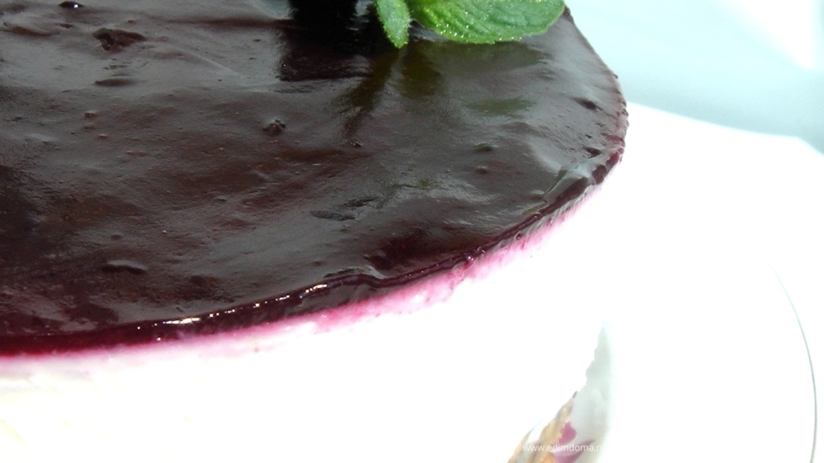 Смородиновый чизкейк на хрустящей основе