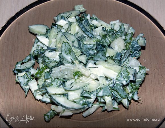 Салат с одуванчиком