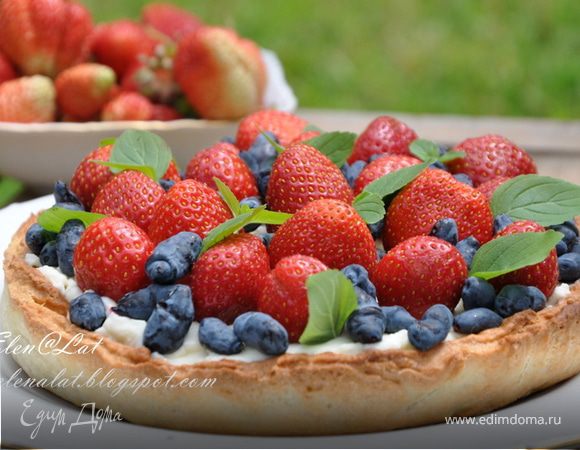 Летний тарт с ягодами