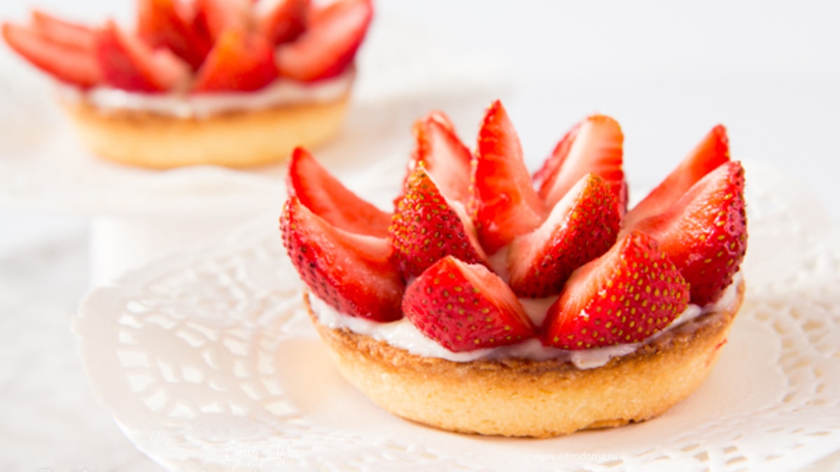 ТАРТАЛЕТКИ С КЛУБНИКОЙ