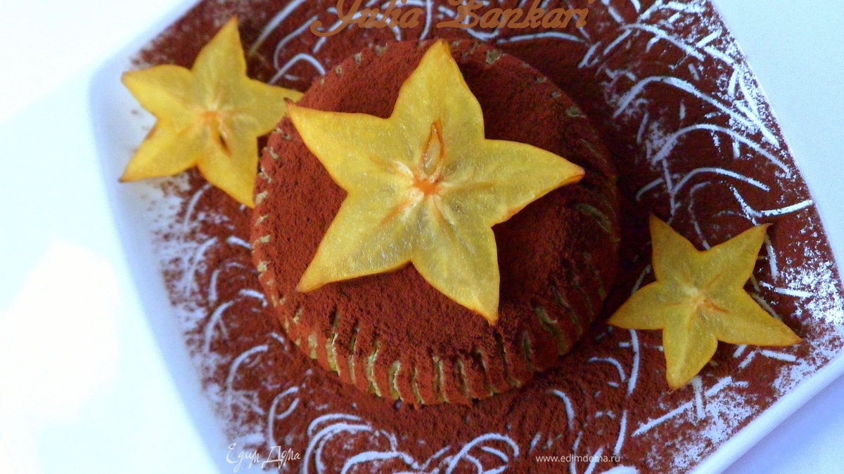 Мусс из авокадо с клубникой и шоколадом