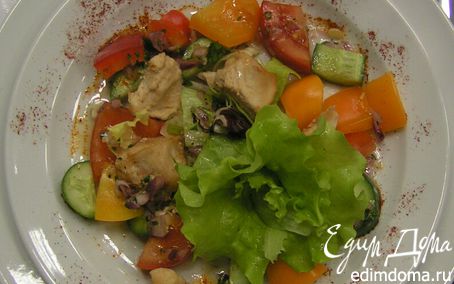 Рецепт Салат с запеченной курицей и овощами
