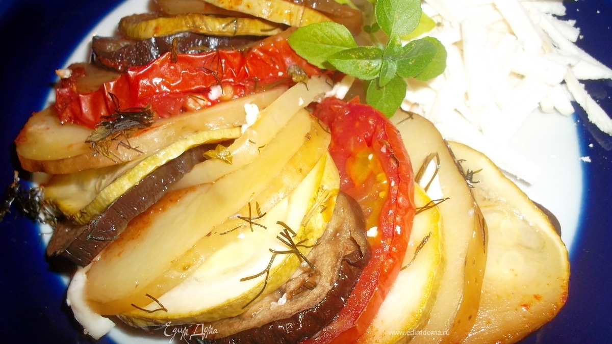 Рататуй с молодым картофелем