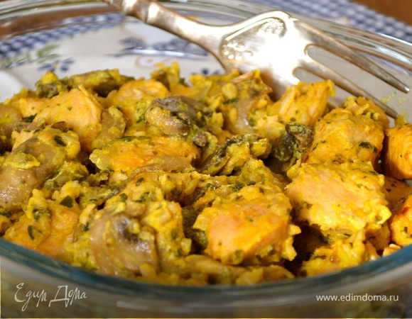 Фрикасе из индейки с шампиньонами Фрикасе из индейки с шампиньонами