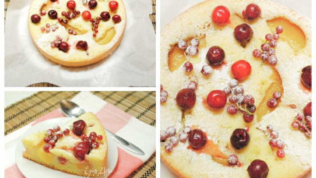 Шарлотка с ягодами