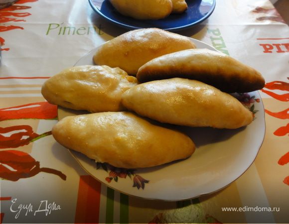 Пирожки с капустой, рисом и яйцом Пирожки с капустой, рисом и яйцом