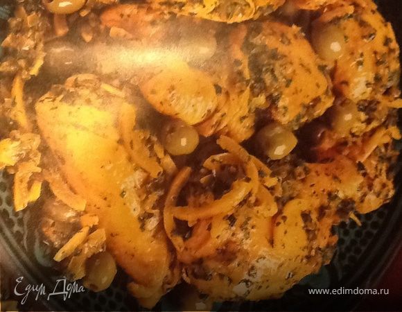 Таджин с курицей, лимонами и зелеными оливками Таджин с курицей, лимонами и зелеными оливками