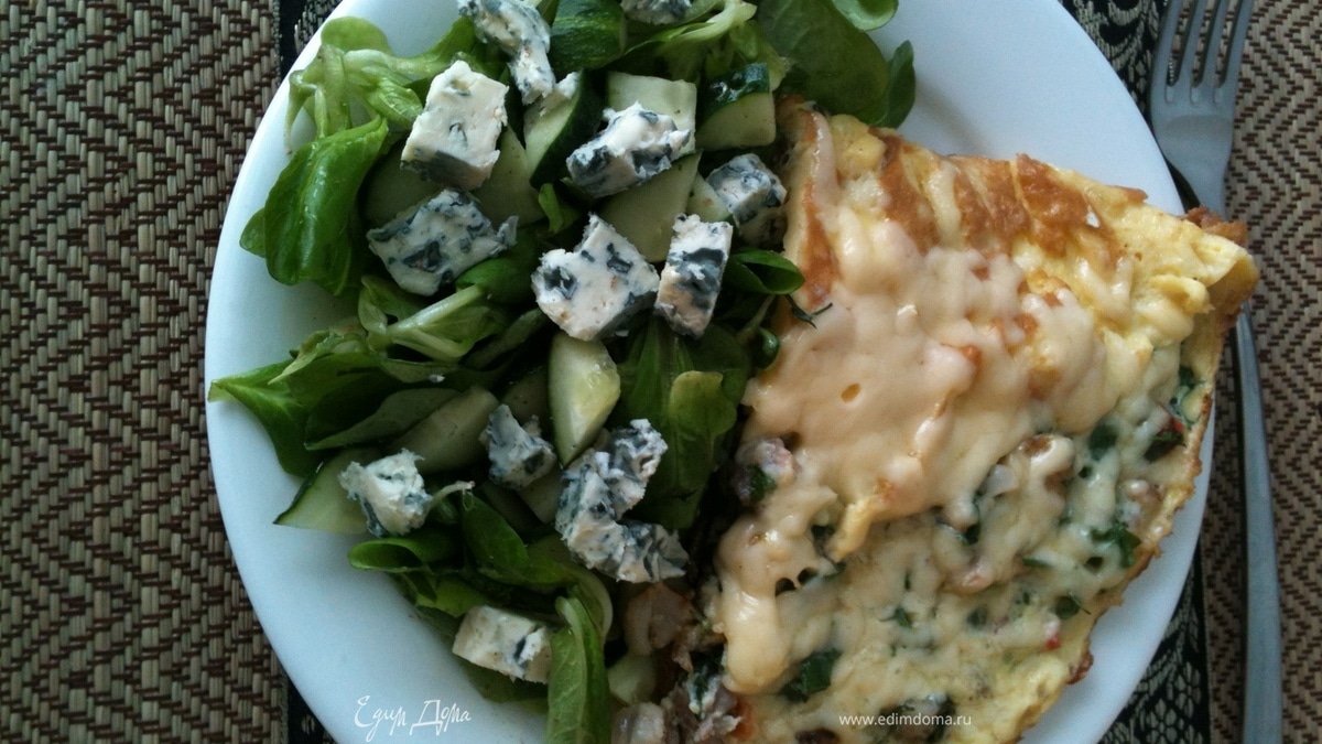 Субботний завтрак - омлет с начинкой