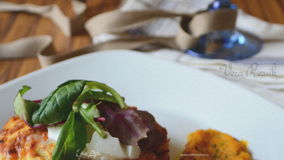 Картофельная запеканка с пармезаном и морковно-имбирным пюре