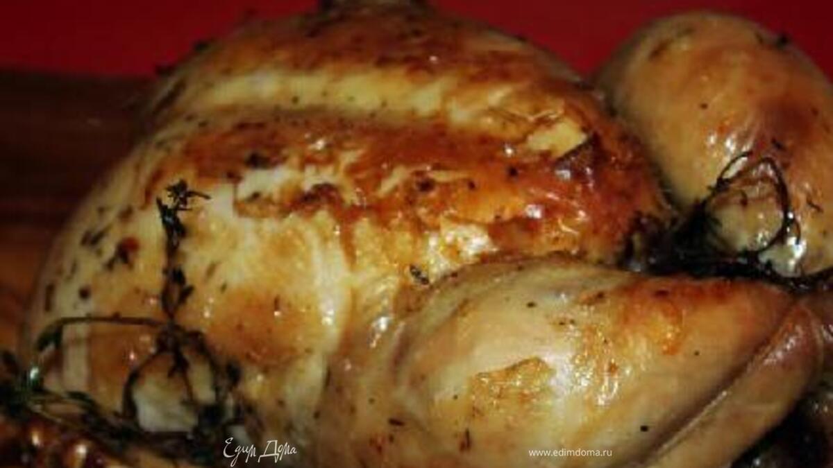 Курица, шпигованная яблоками и черносливом
