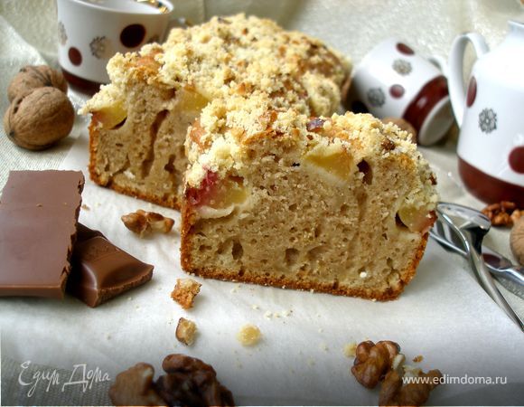 Ароматный кекс с персиками и ореховым штрейзелем