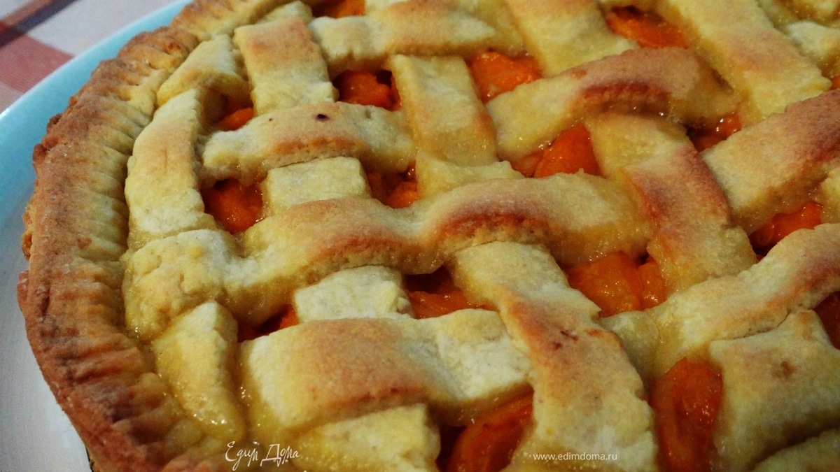 На скорую руку : пирог "Песочная решетка" с абрикосами