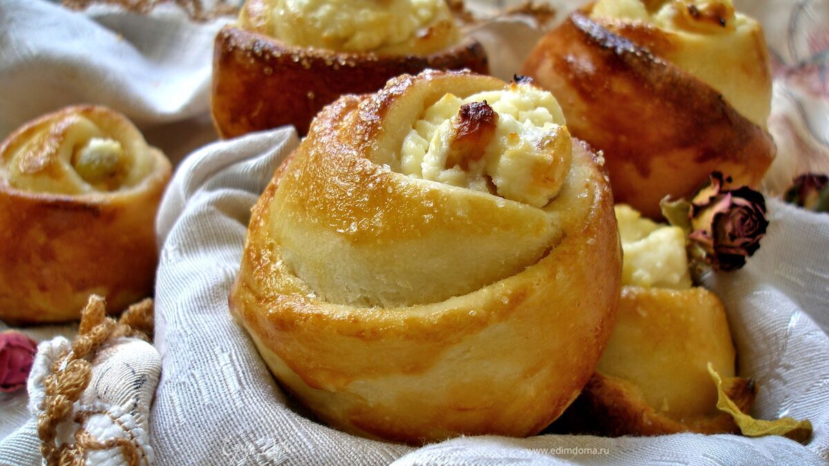 Йогуртовые ватрушки-розочки